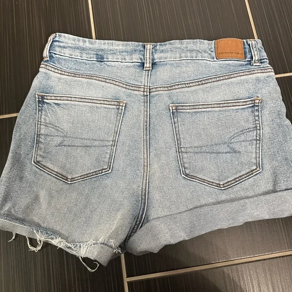 American Eagle Outfitters Distressed Light Blue Jean Shorts - Picture 3 of 4